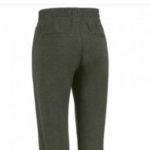 Cabi Pivot Jogger in army green